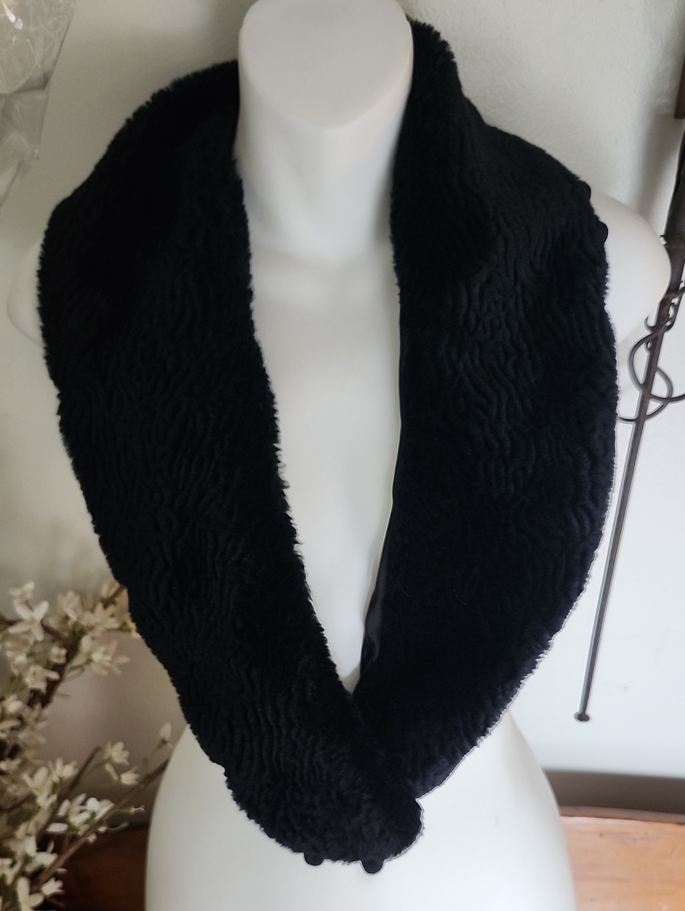 Vtg dennis basso Black Faux Fur Wrap Scarf